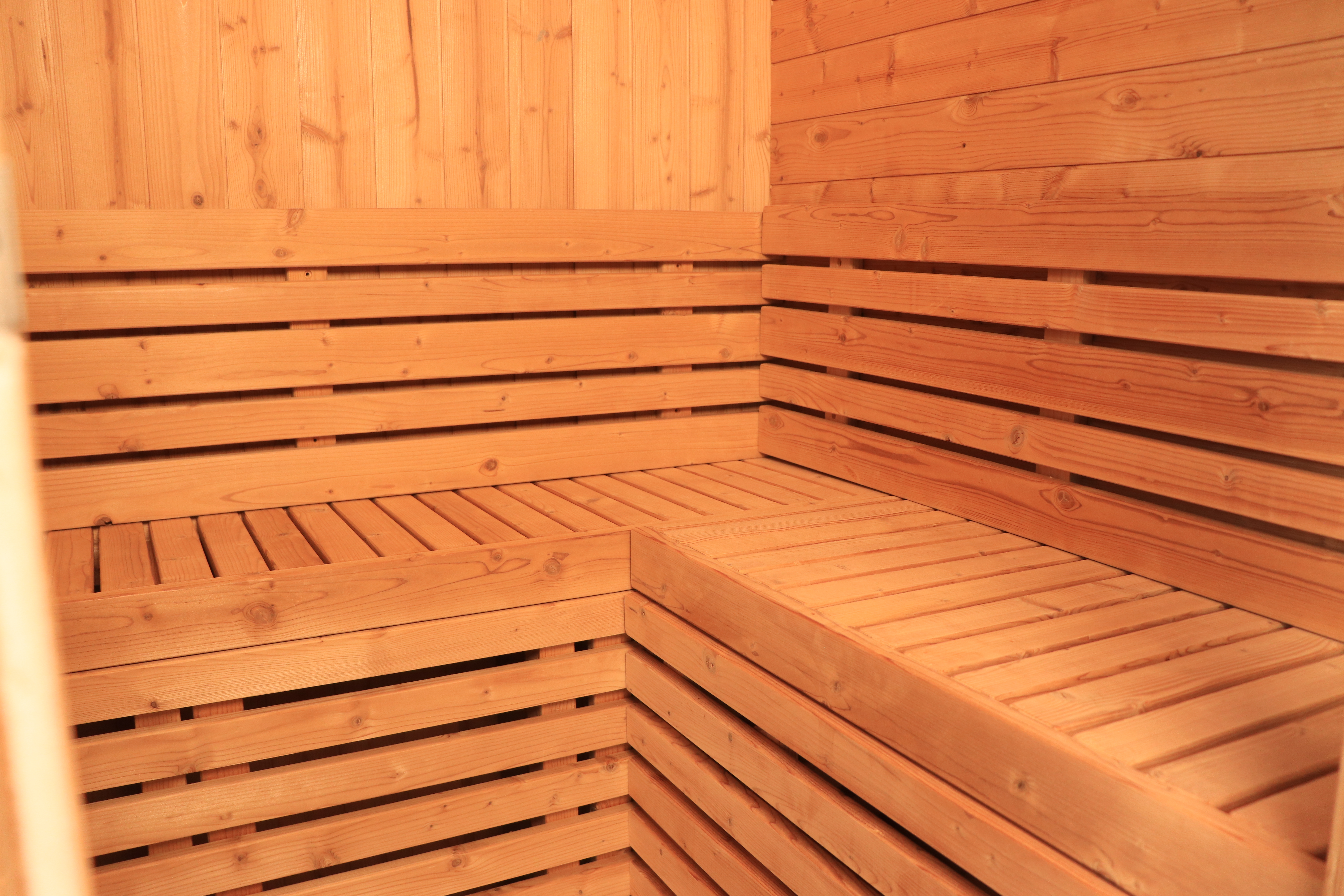 SIP-SQ Outdoor Sauna — 135 × 129 × 226 cm image 4